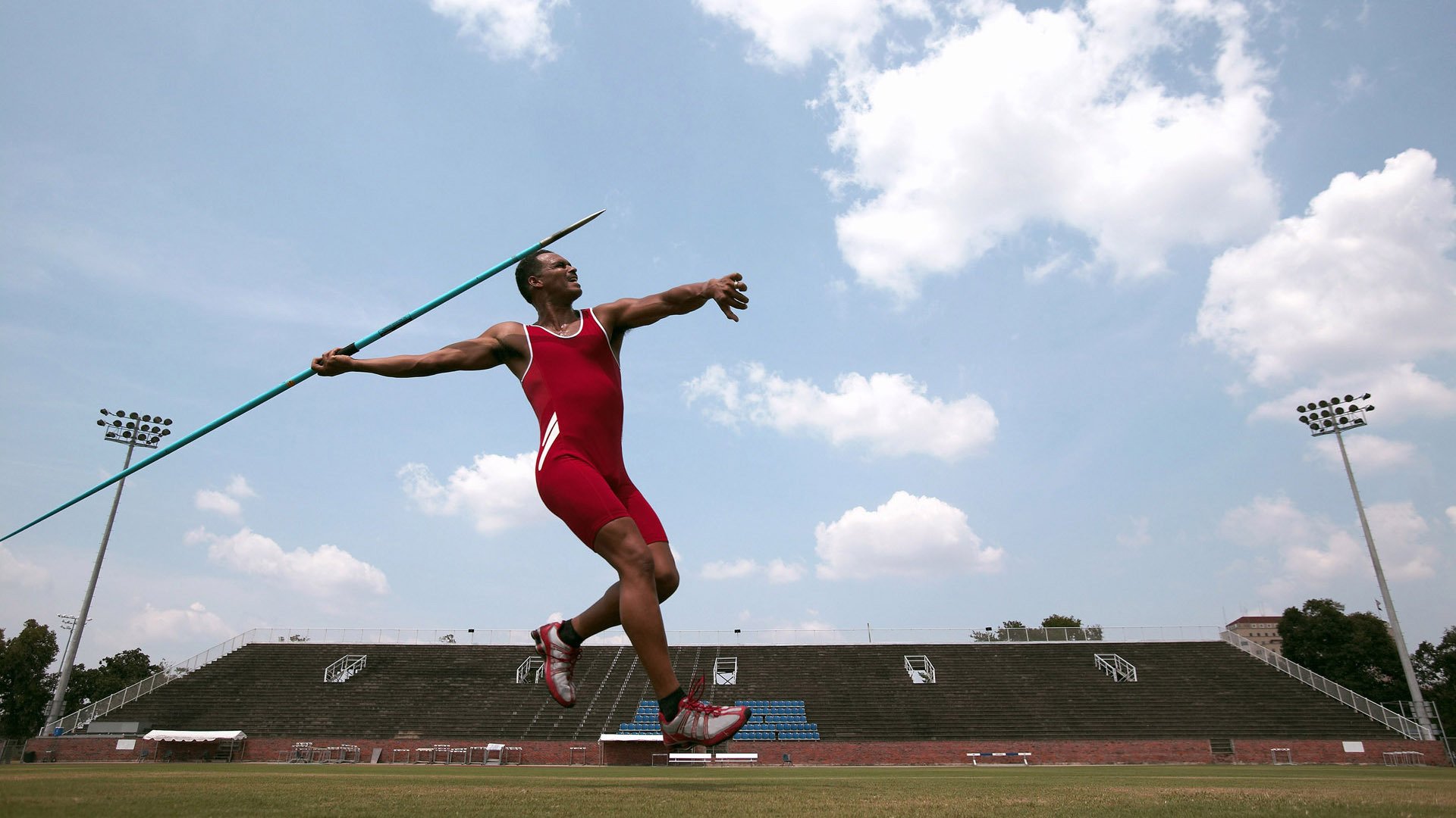 世界杯比赛现场科技体验升级，虚拟现实带来沉浸感，2022年世界杯模拟